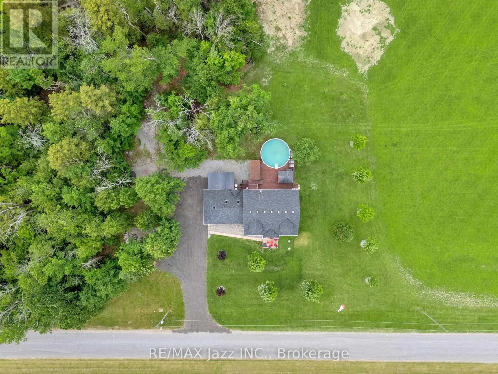 1674 HOOTON DRIVE