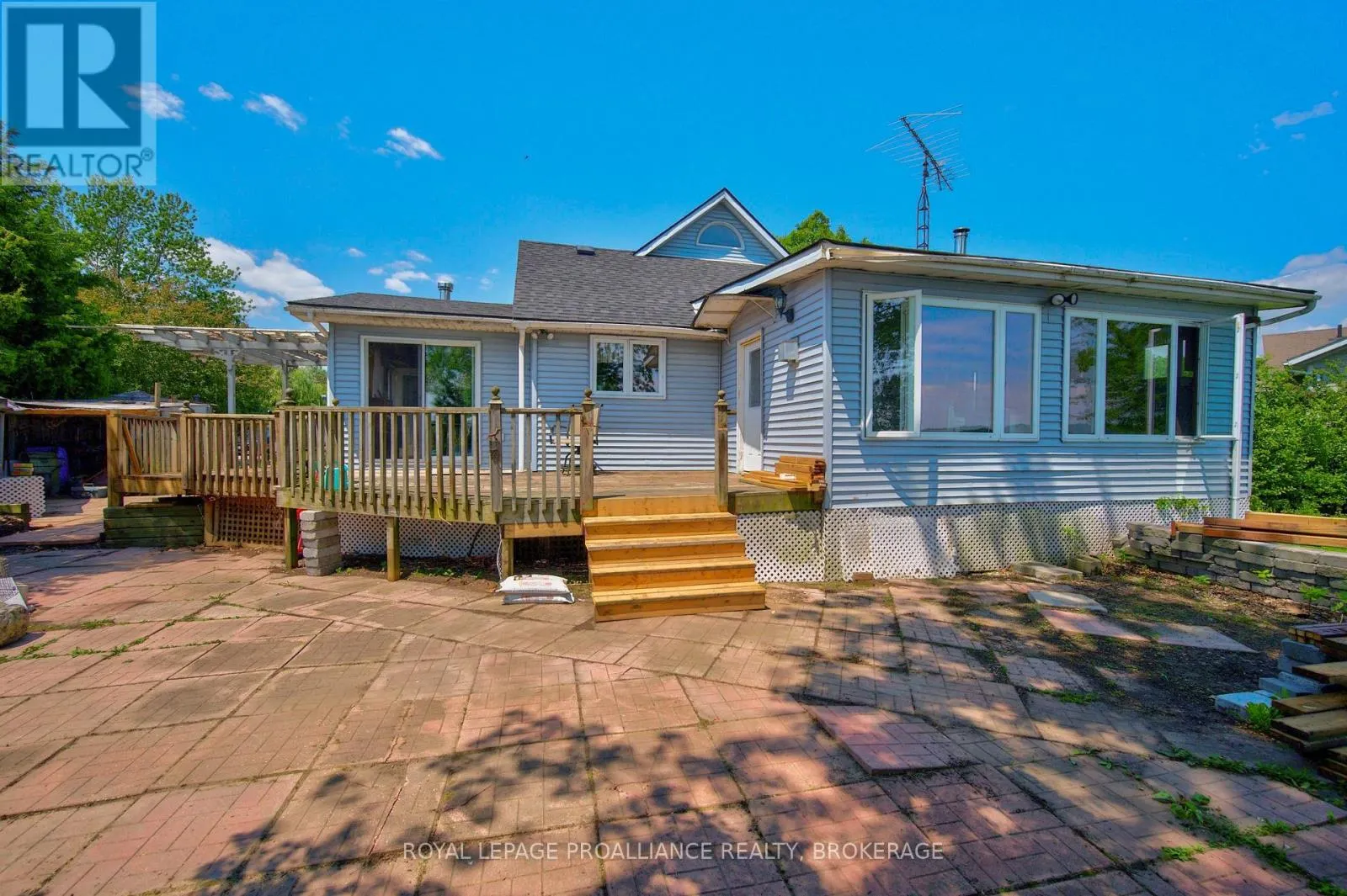 229 JOHNSON BAY LANE