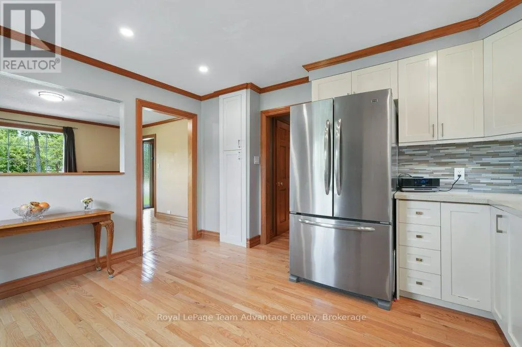 1 GLENROCK ROAD