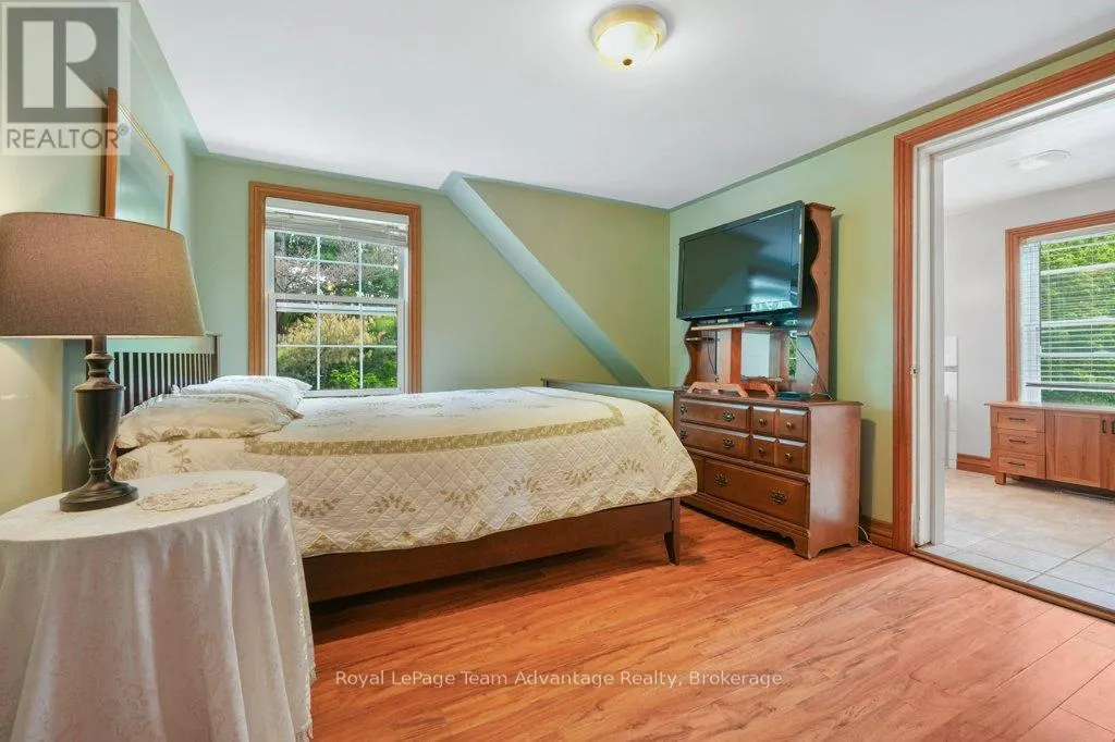 1 GLENROCK ROAD