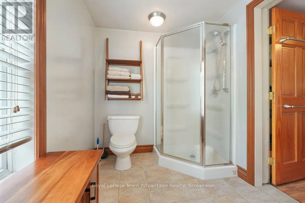 1 GLENROCK ROAD