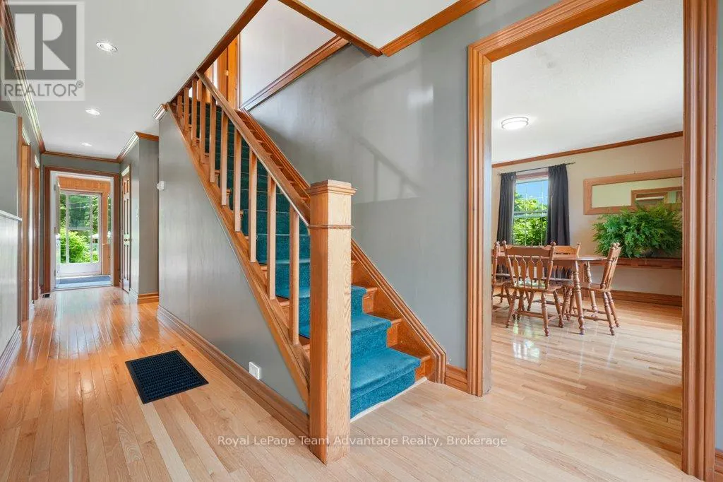 1 GLENROCK ROAD