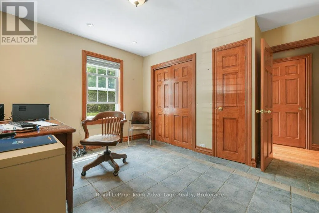 1 GLENROCK ROAD