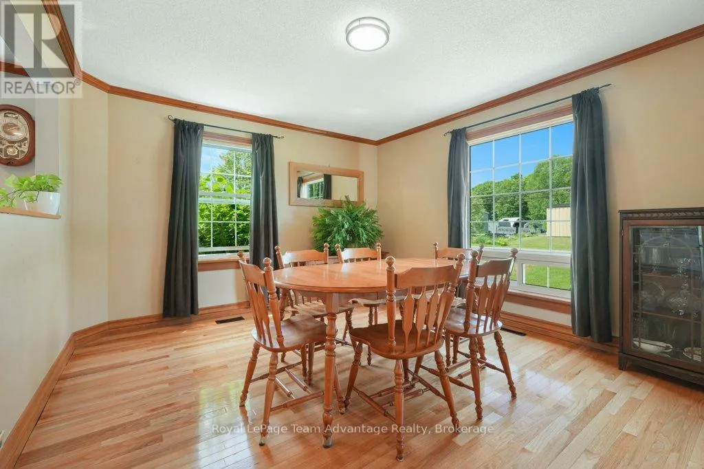 1 GLENROCK ROAD