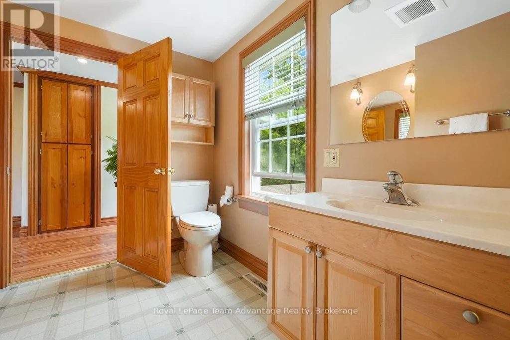 1 GLENROCK ROAD