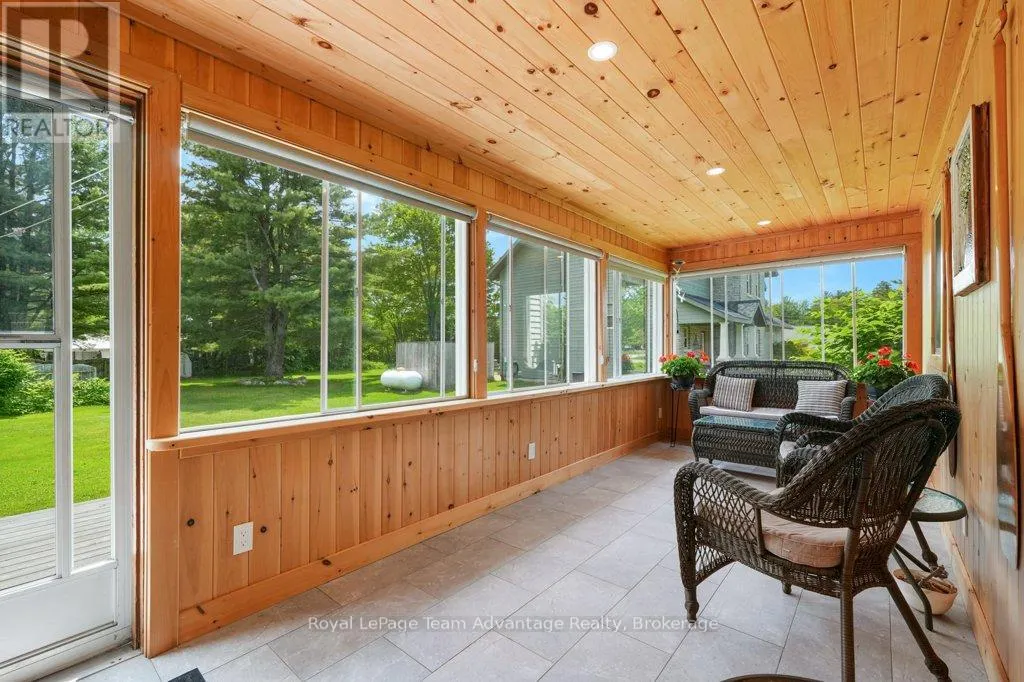 1 GLENROCK ROAD
