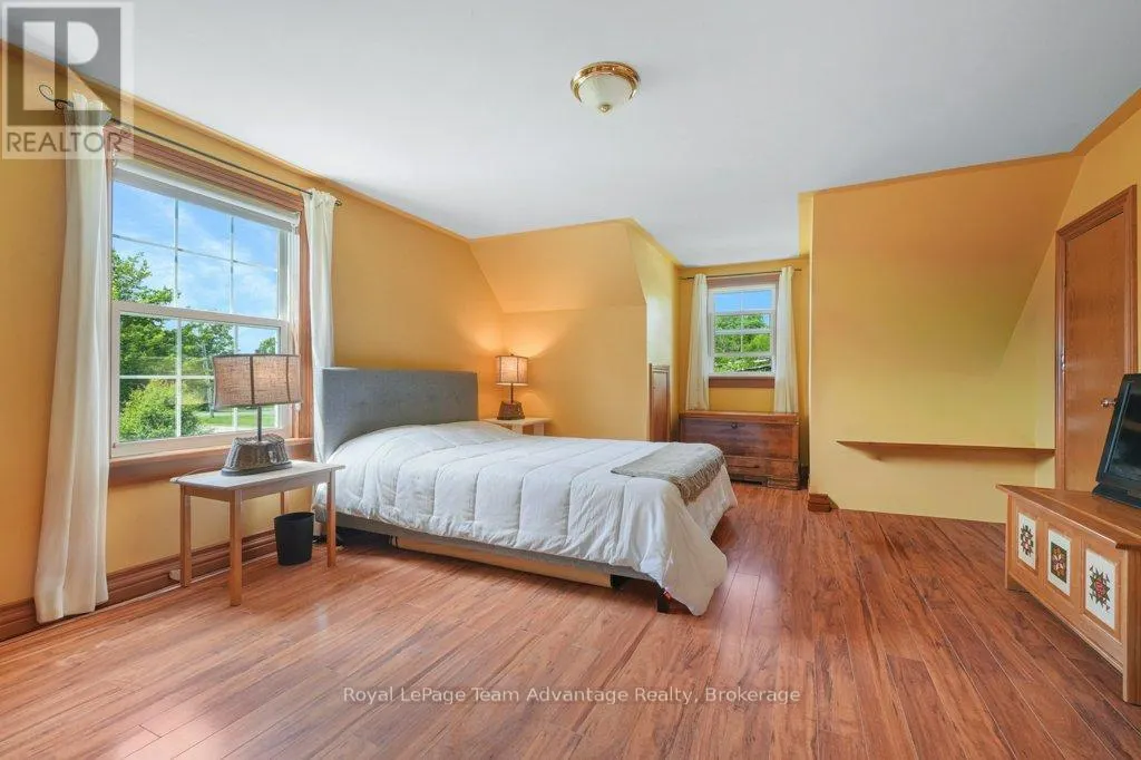 1 GLENROCK ROAD