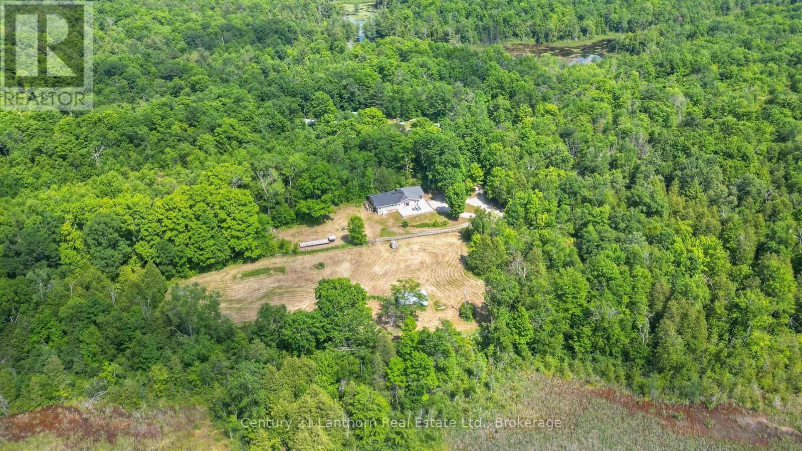 932 HUNT CLUB ROAD