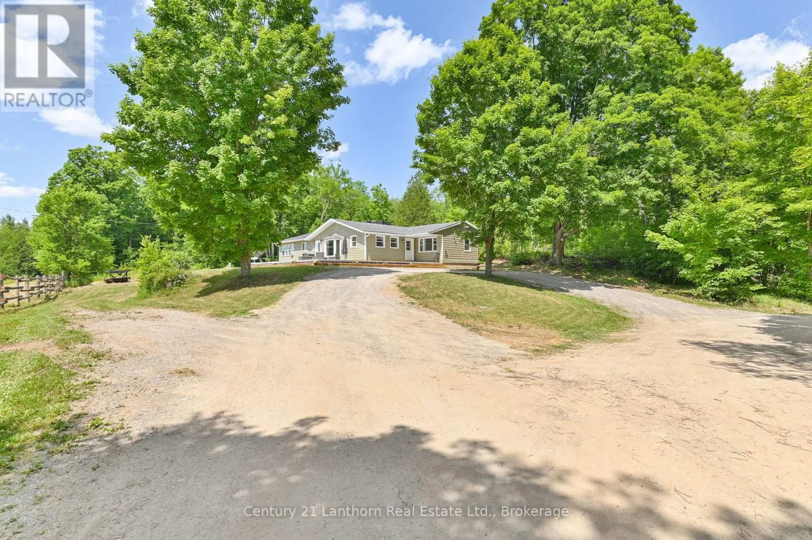 932 HUNT CLUB ROAD