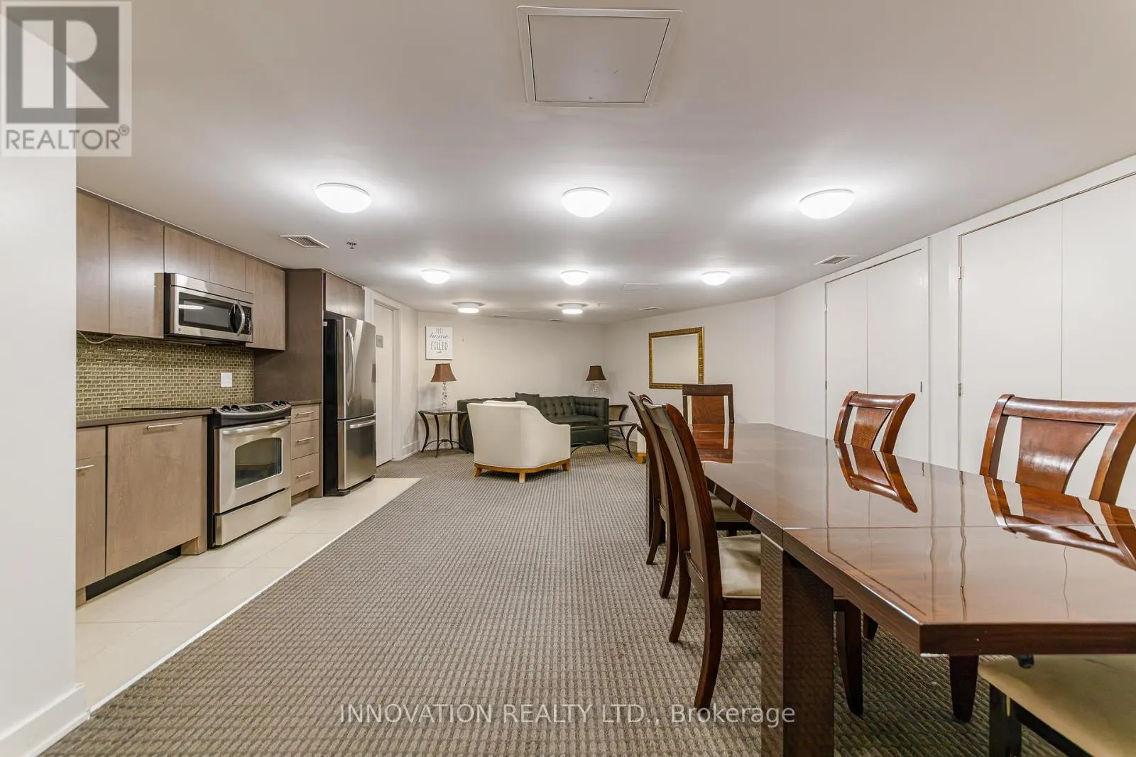 209 - 88 RICHMOND ROAD
