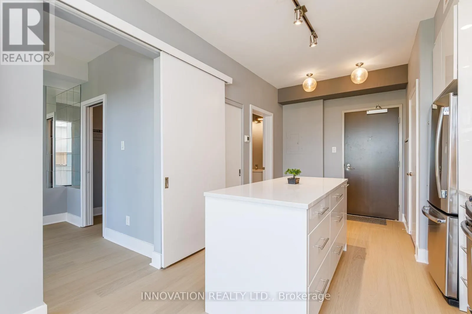 209 - 88 RICHMOND ROAD