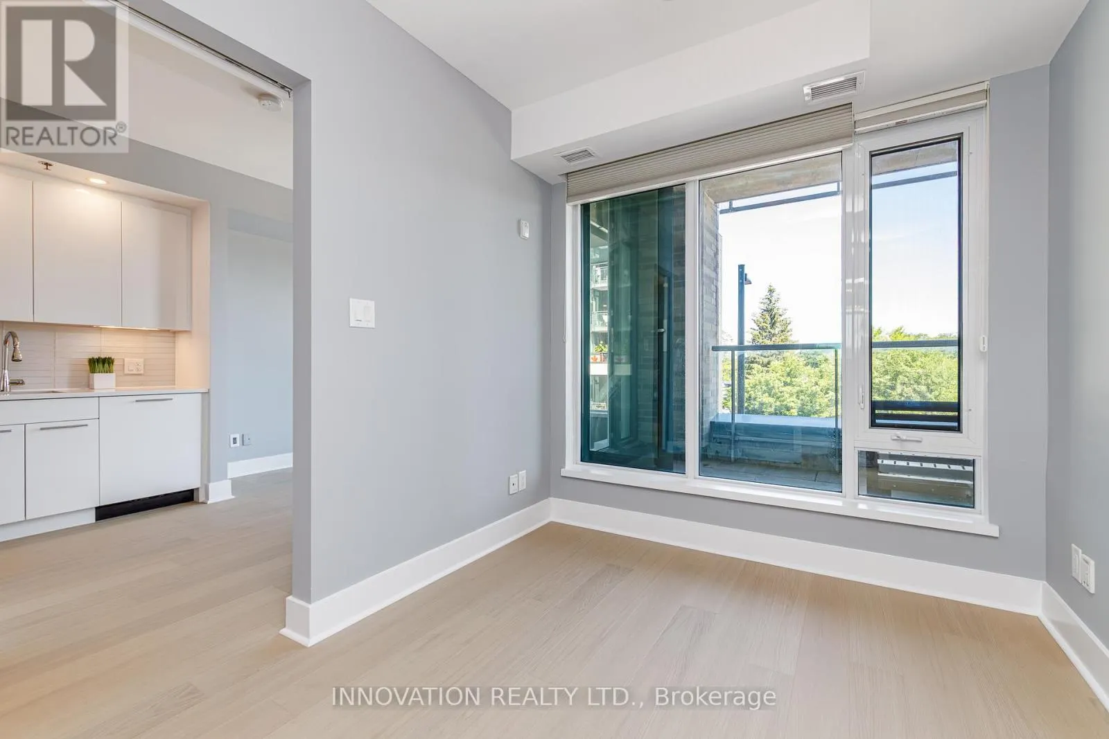 209 - 88 RICHMOND ROAD