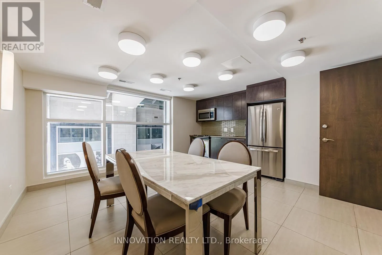 209 - 88 RICHMOND ROAD