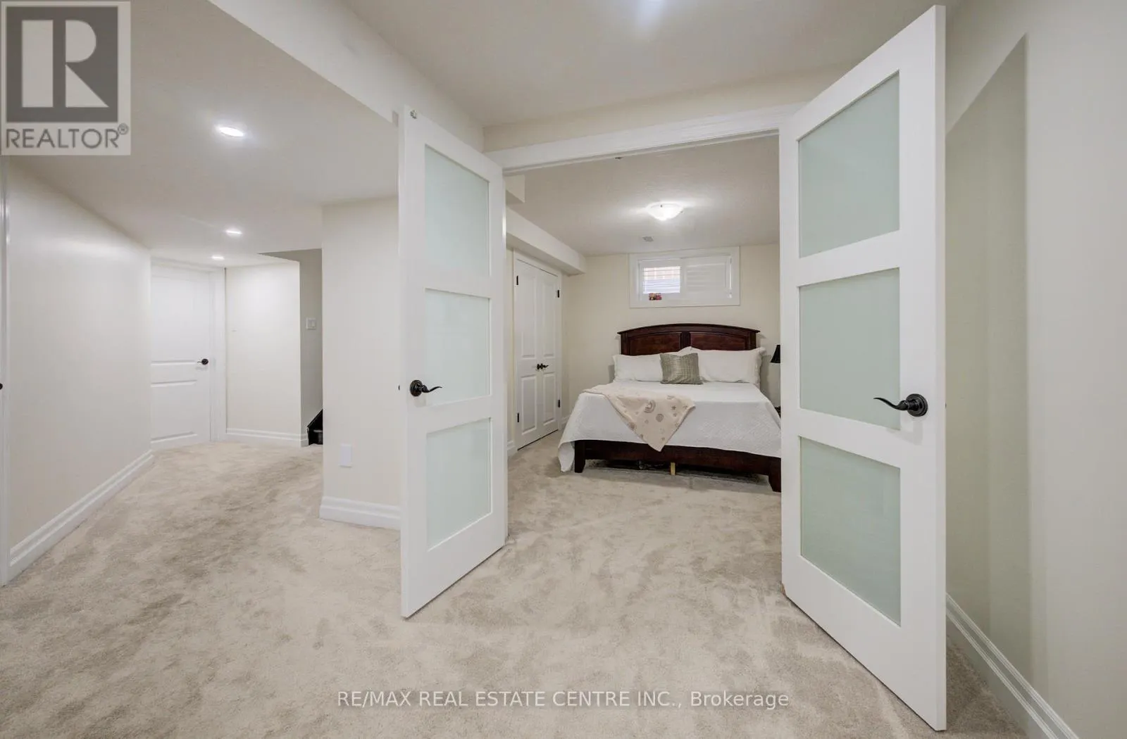 10 DEER CREEK STREET