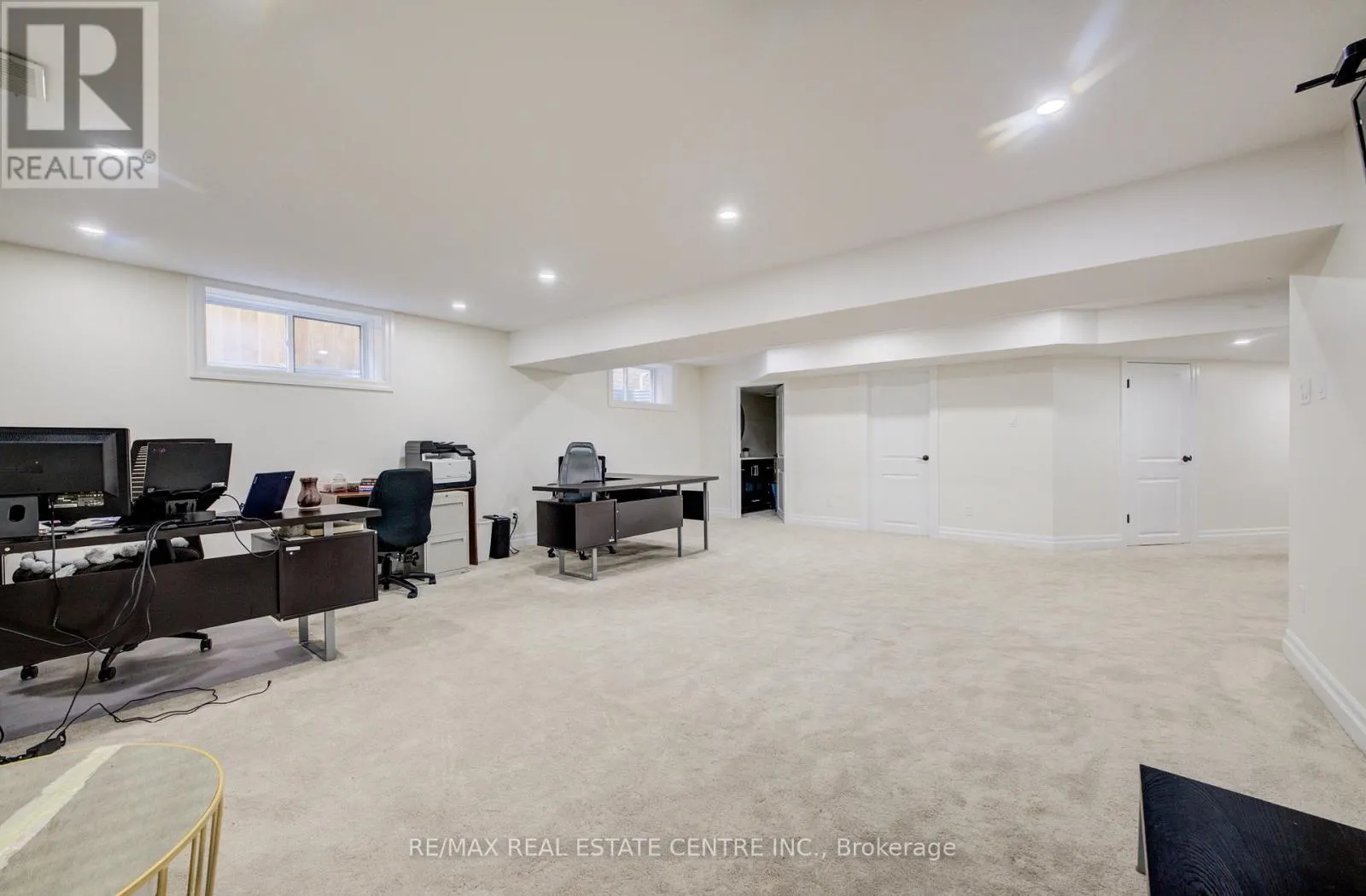 10 DEER CREEK STREET