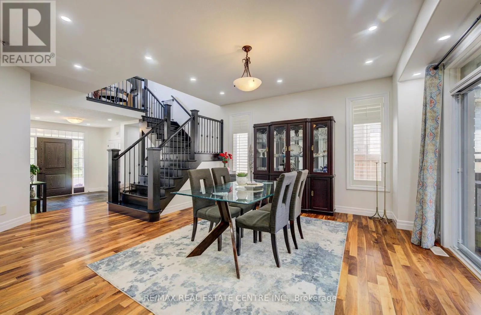 10 DEER CREEK STREET