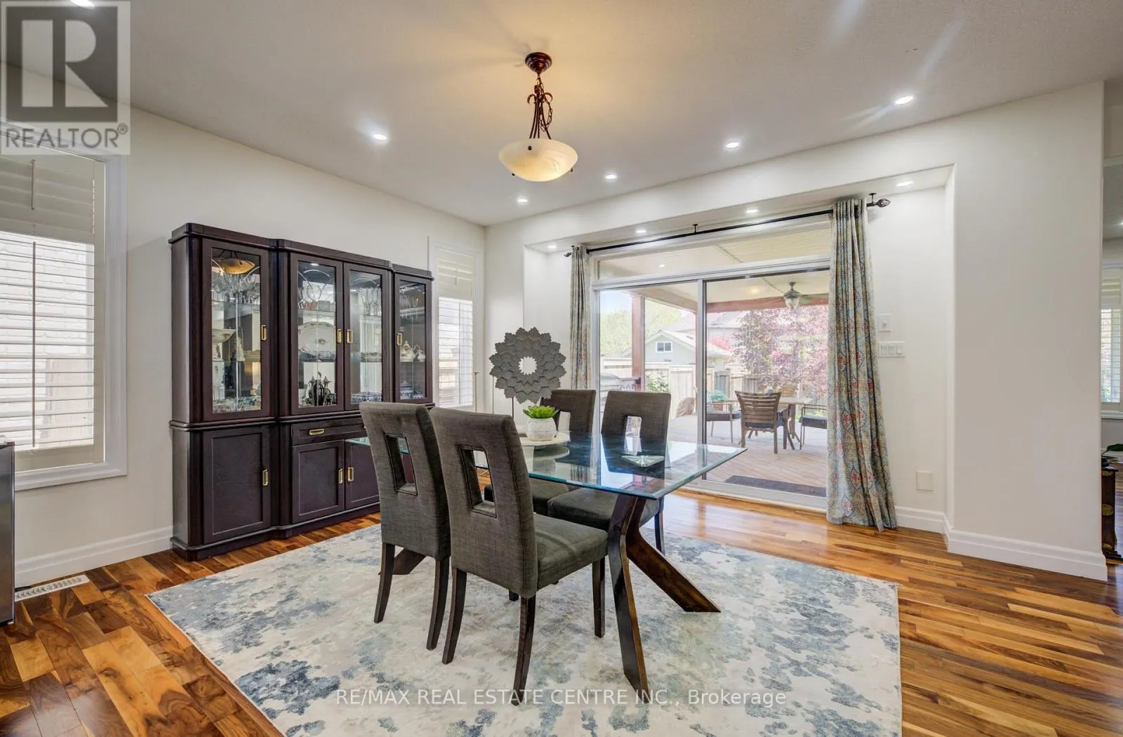 10 DEER CREEK STREET