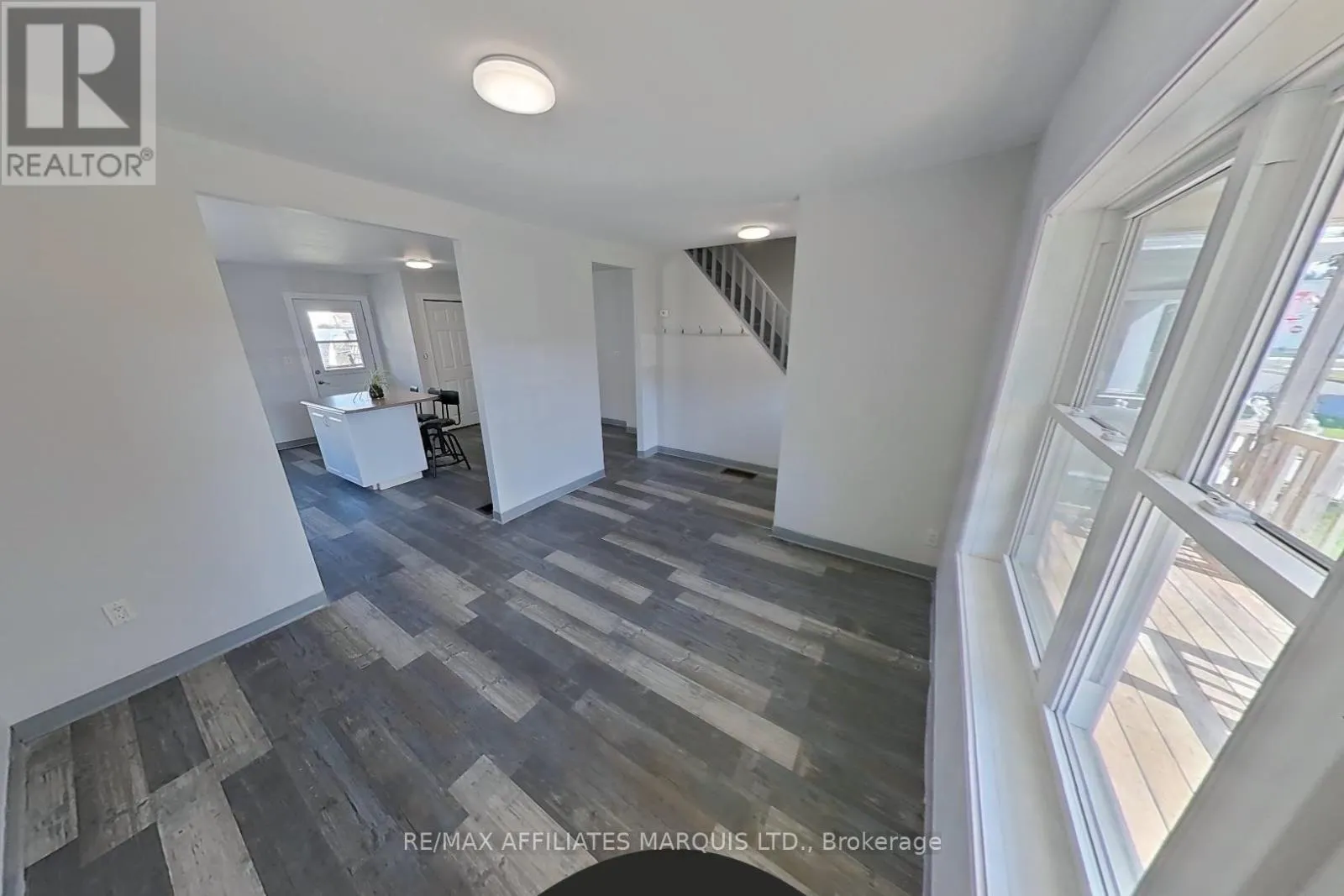 313 GUY STREET