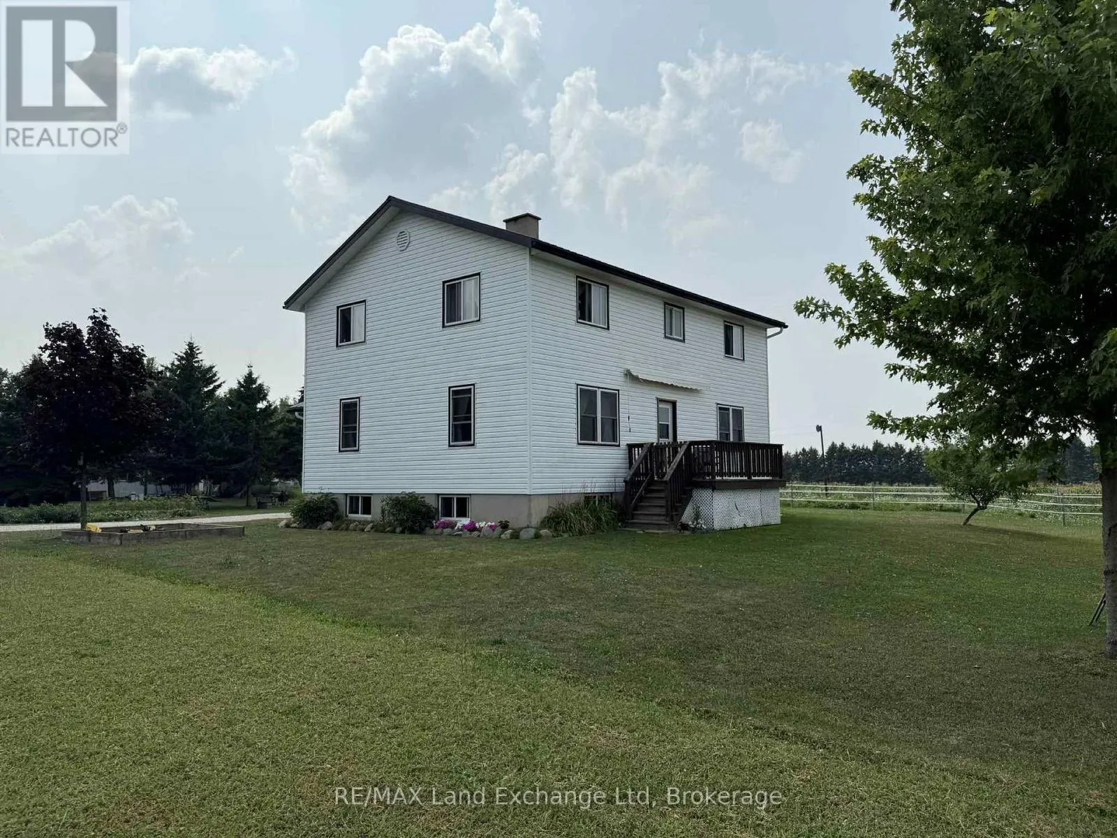 559 BERVIE SIDE ROAD
