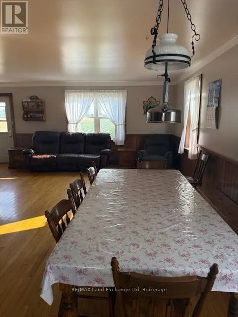 559 BERVIE SIDE ROAD
