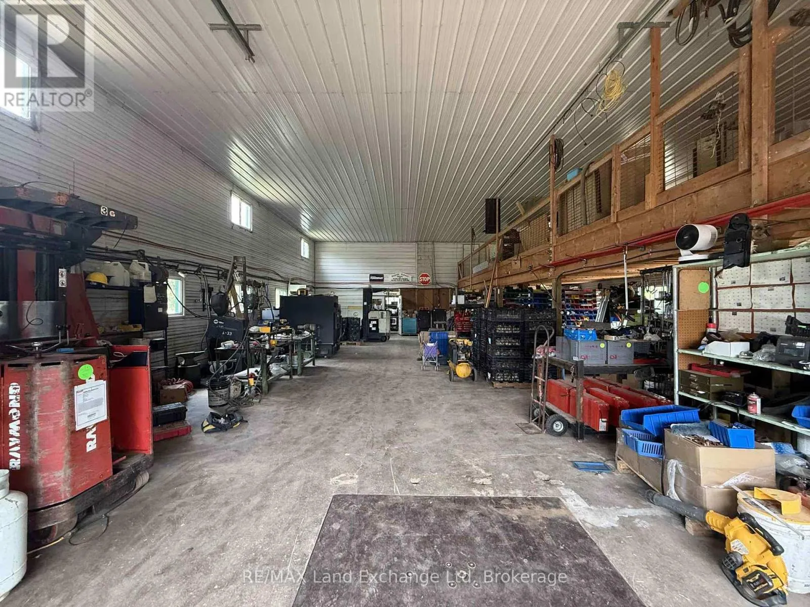 559 BERVIE SIDE ROAD