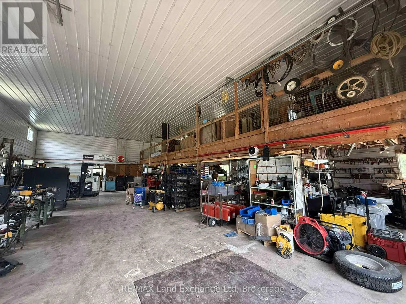 559 BERVIE SIDE ROAD