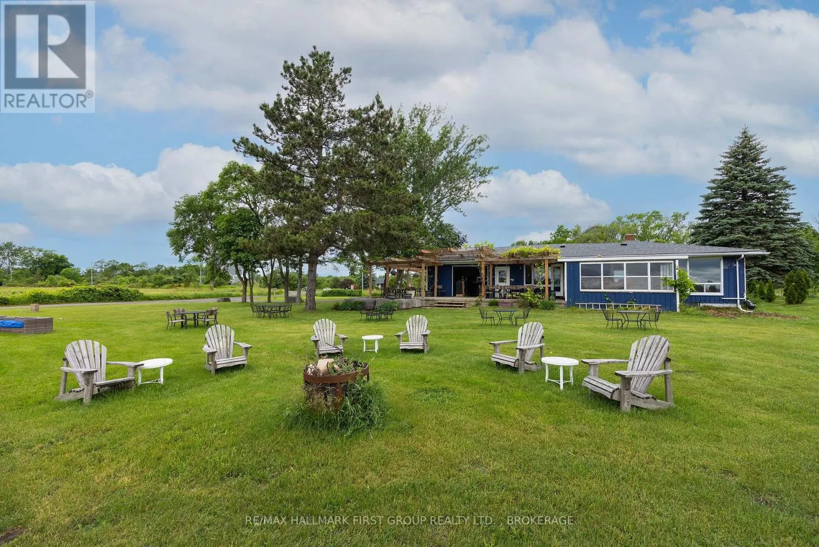 9656 LOYALIST PARKWAY