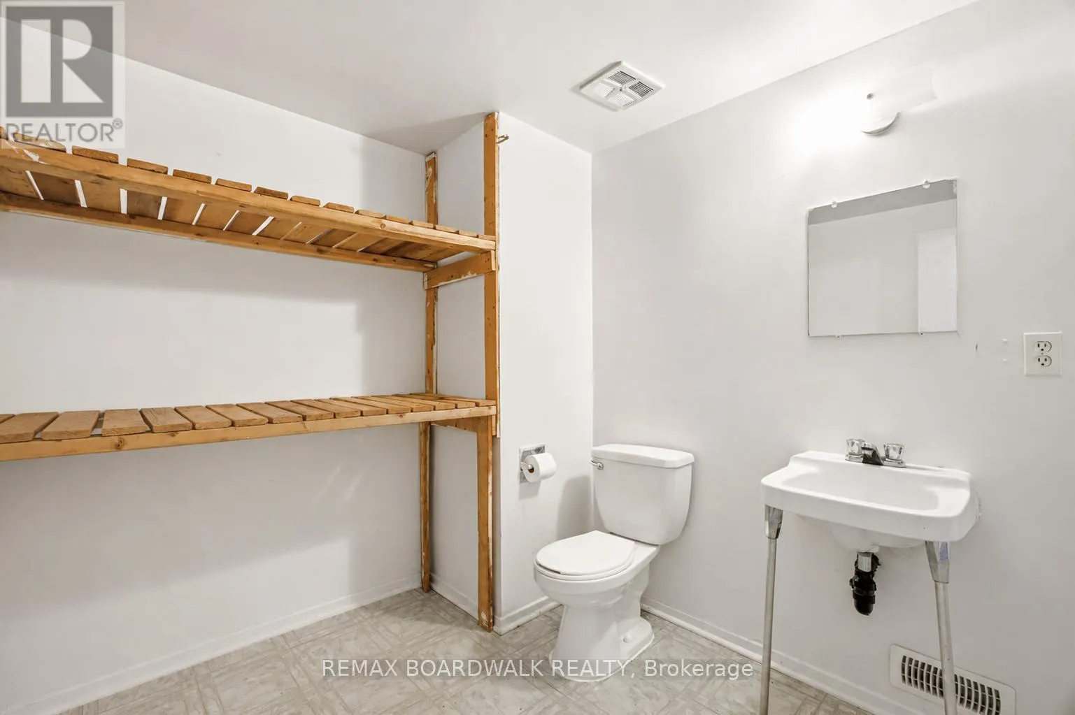 85 - 3202 STOCKTON DRIVE