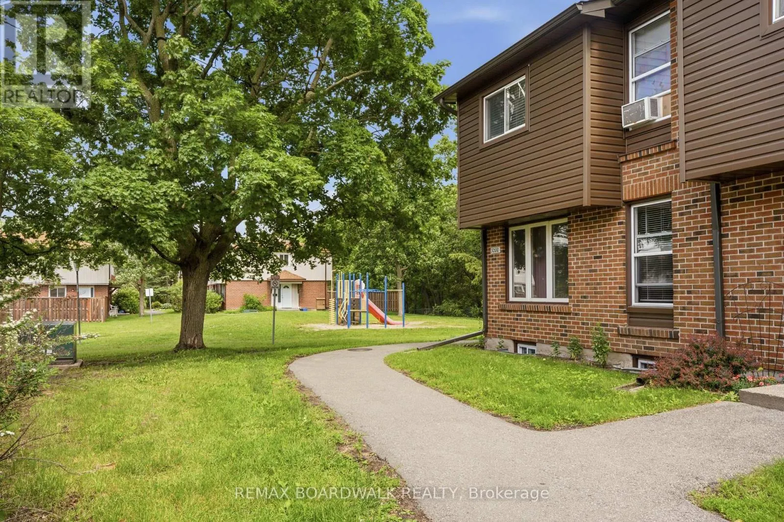 85 - 3202 STOCKTON DRIVE