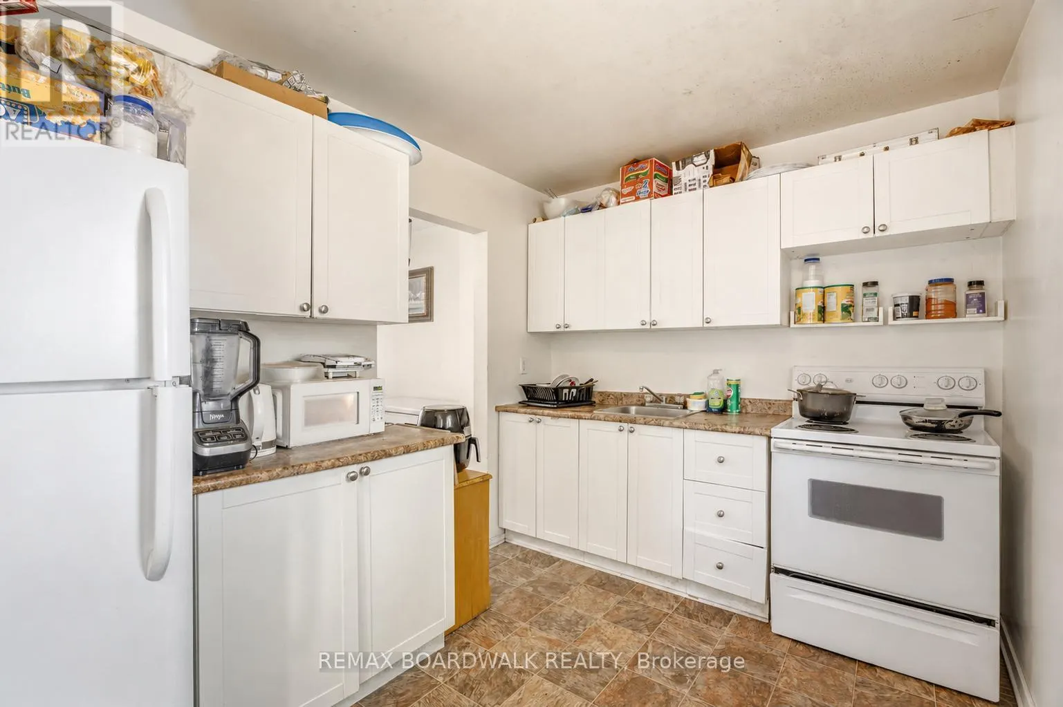 85 - 3202 STOCKTON DRIVE