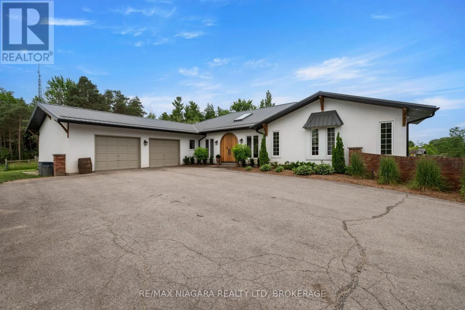 340 ROLAND ROAD