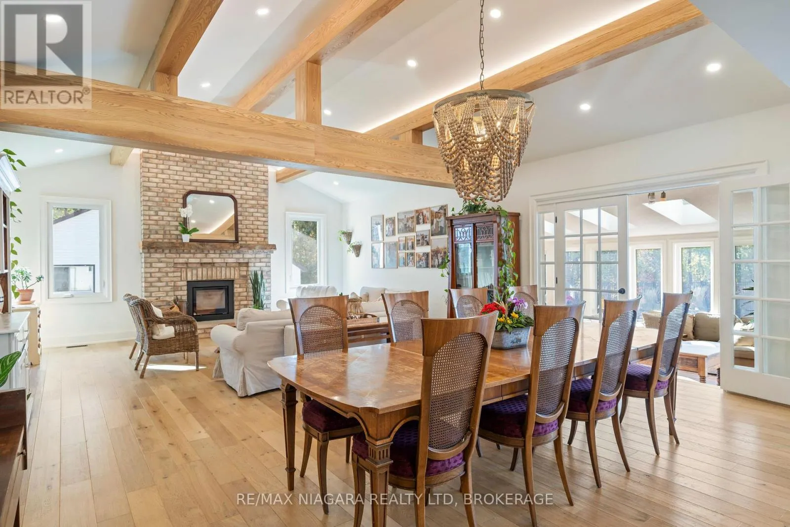 340 ROLAND ROAD