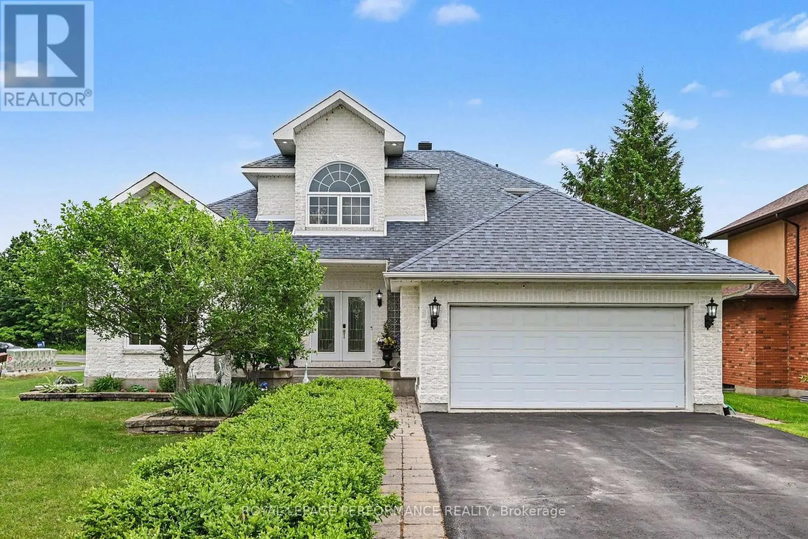 18 CHANTINE DRIVE