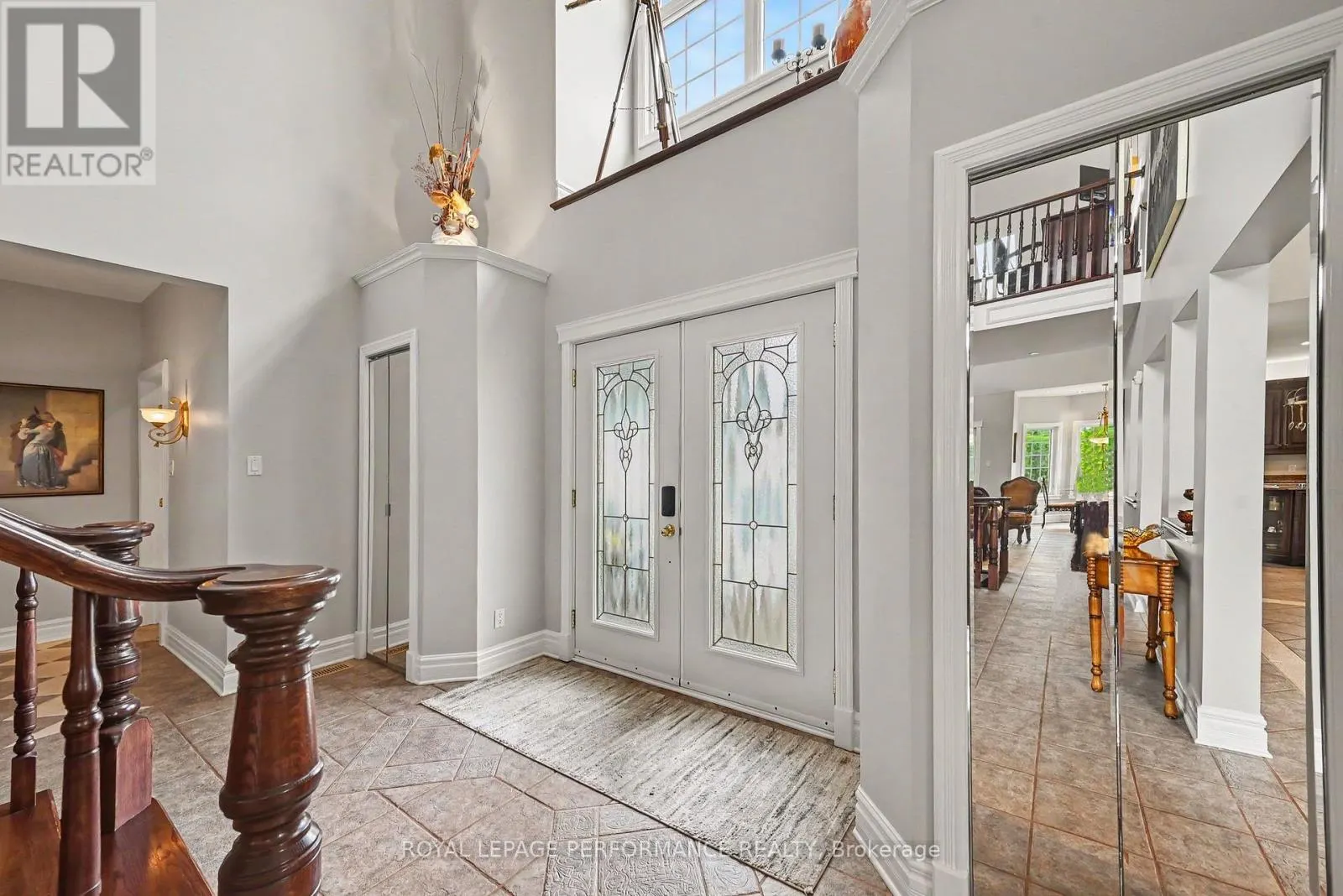 18 CHANTINE DRIVE
