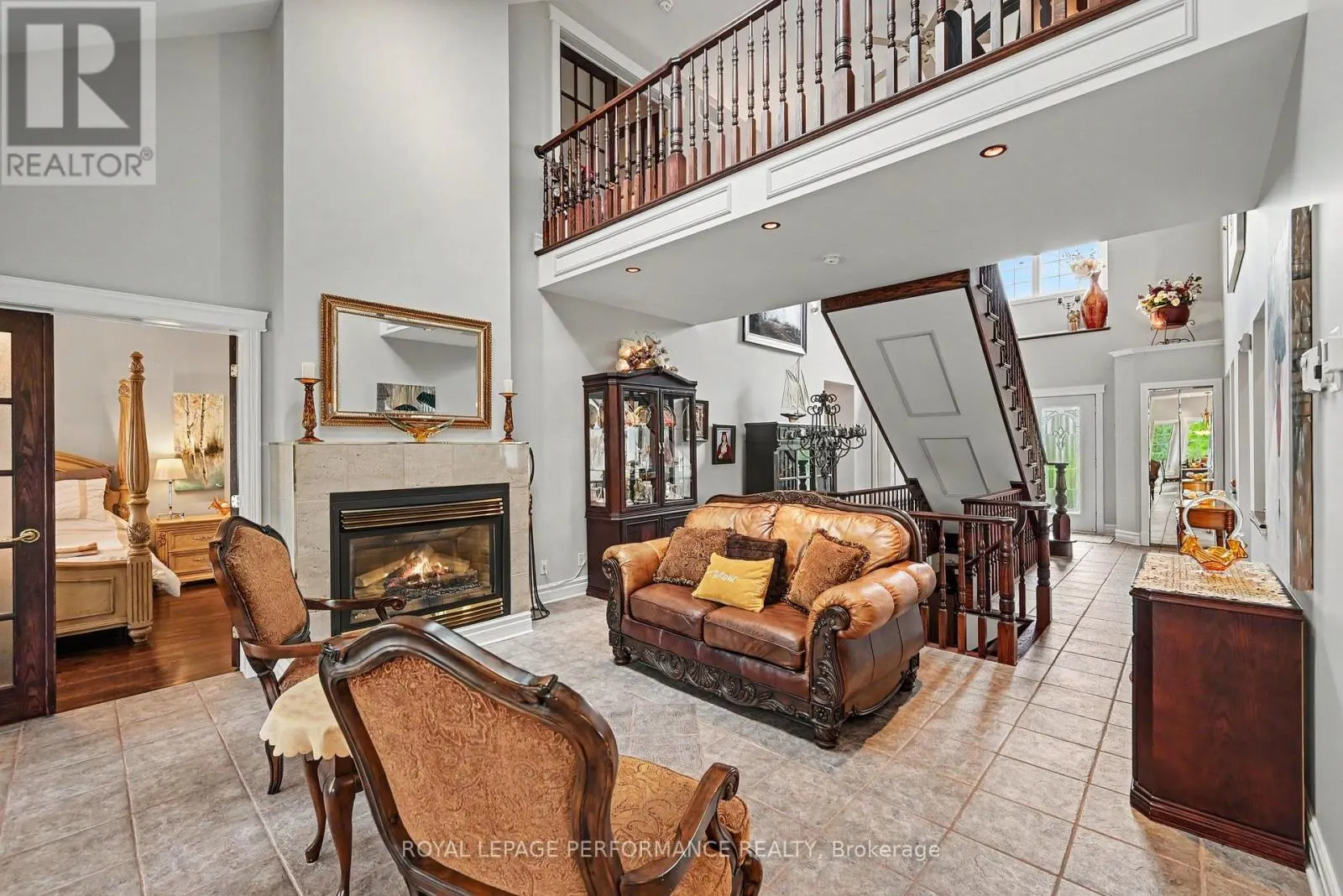18 CHANTINE DRIVE