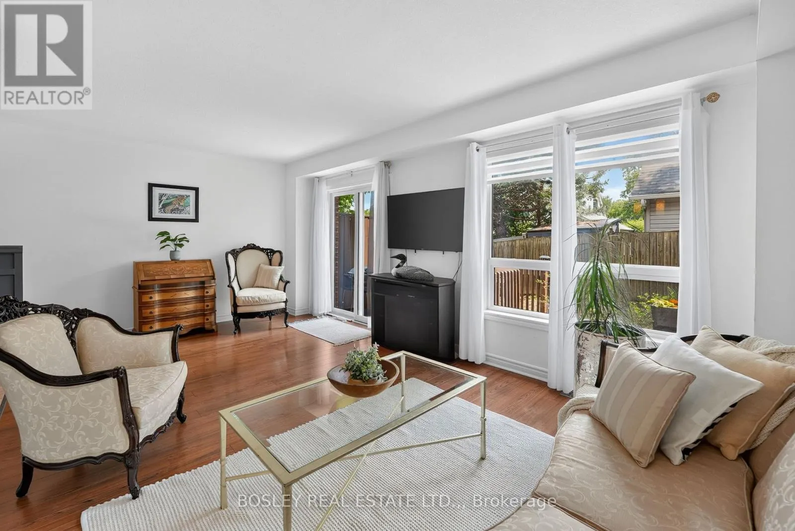 10 - 6263 VALLEY WAY #10