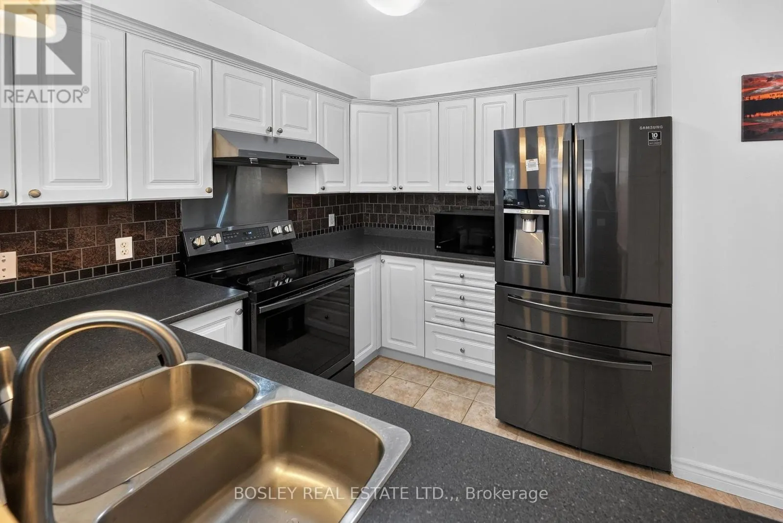 10 - 6263 VALLEY WAY #10