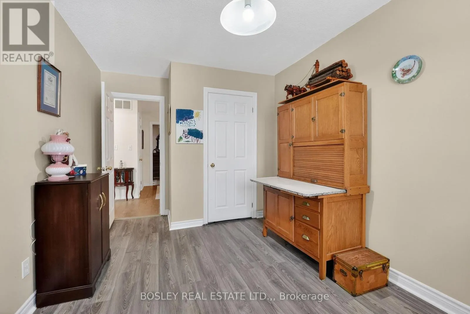 10 - 6263 VALLEY WAY #10