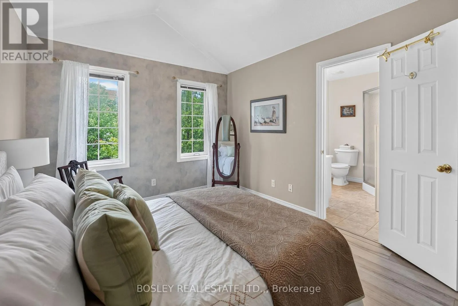 10 - 6263 VALLEY WAY #10
