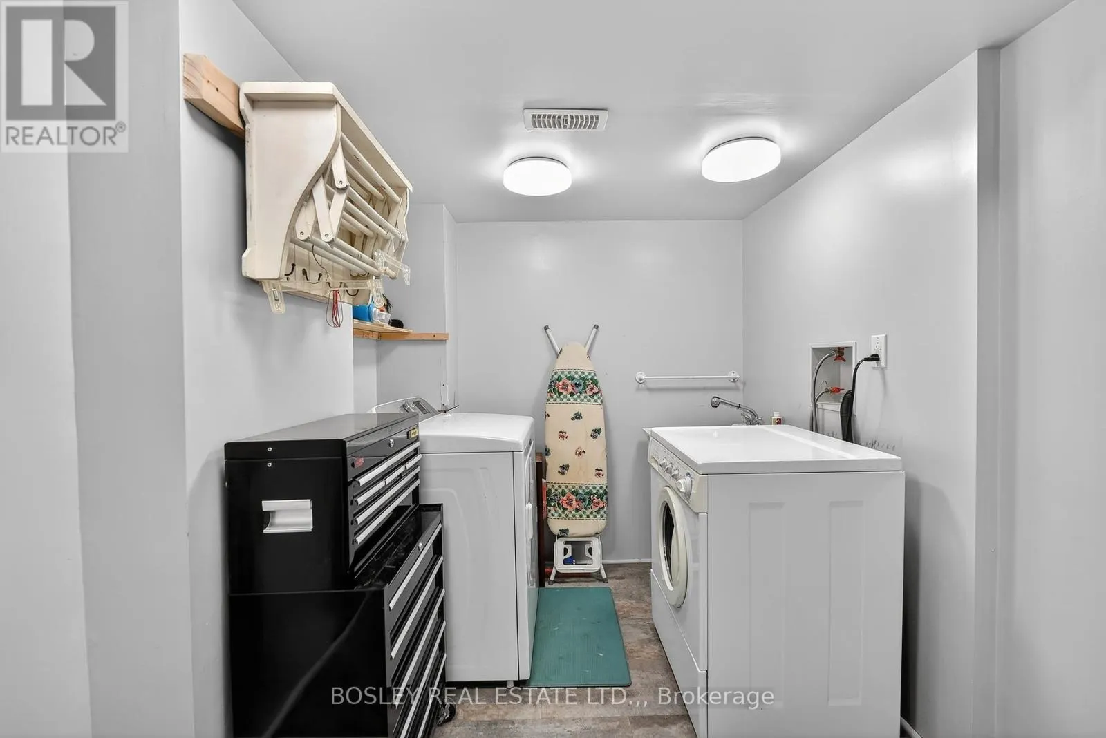 10 - 6263 VALLEY WAY #10
