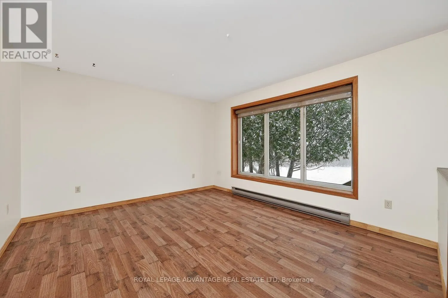 83 BROADVIEW AVENUE W