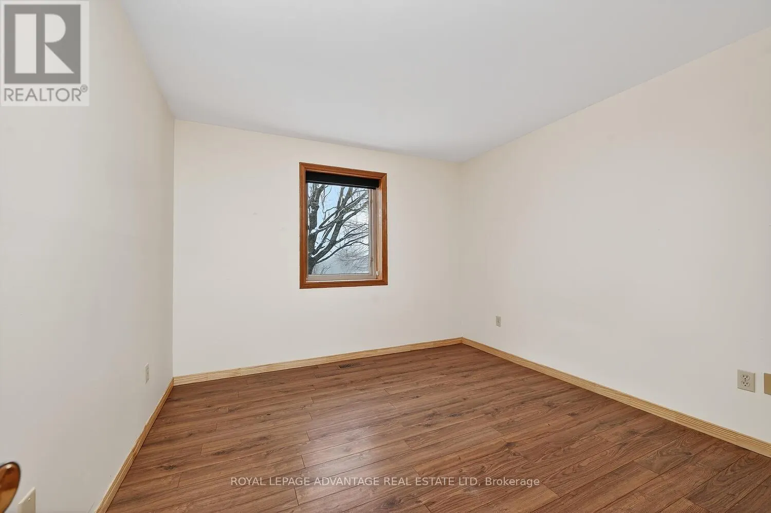 83 BROADVIEW AVENUE W