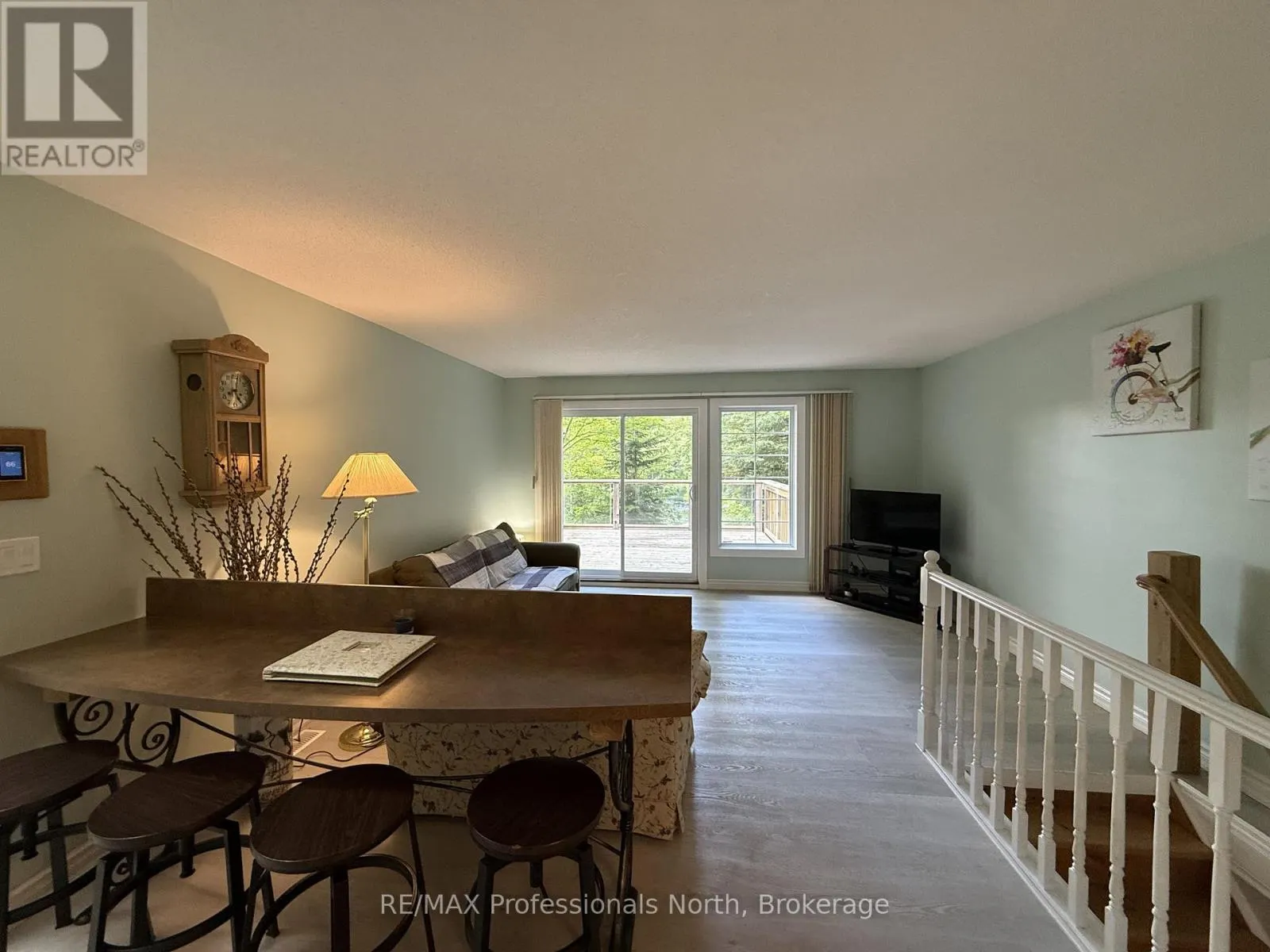 1 - 1162 BURLMARIE ROAD #1