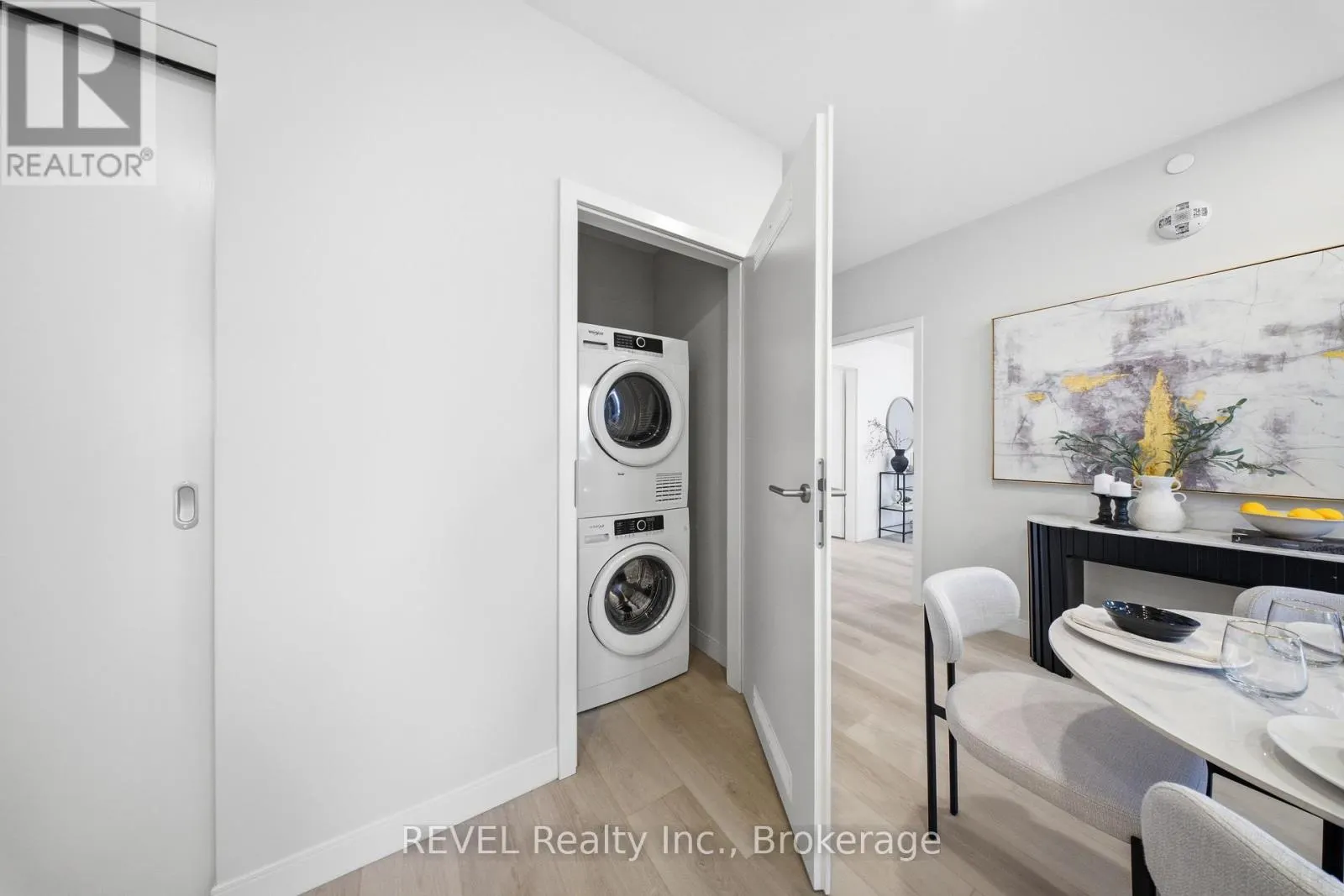 605 - 118 WEST STREET #605
