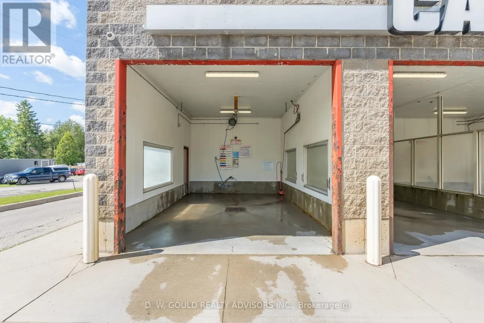 165 MAIN STREET N