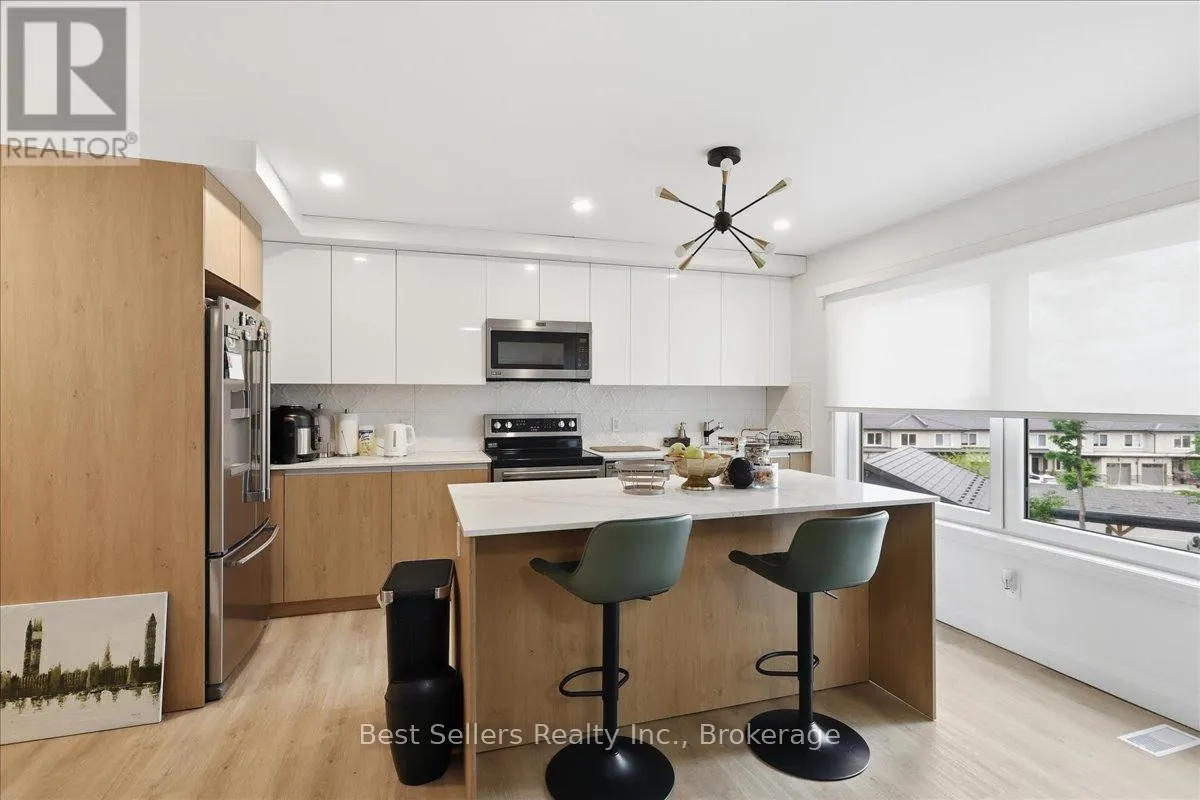 54 FLORENCE STREET W