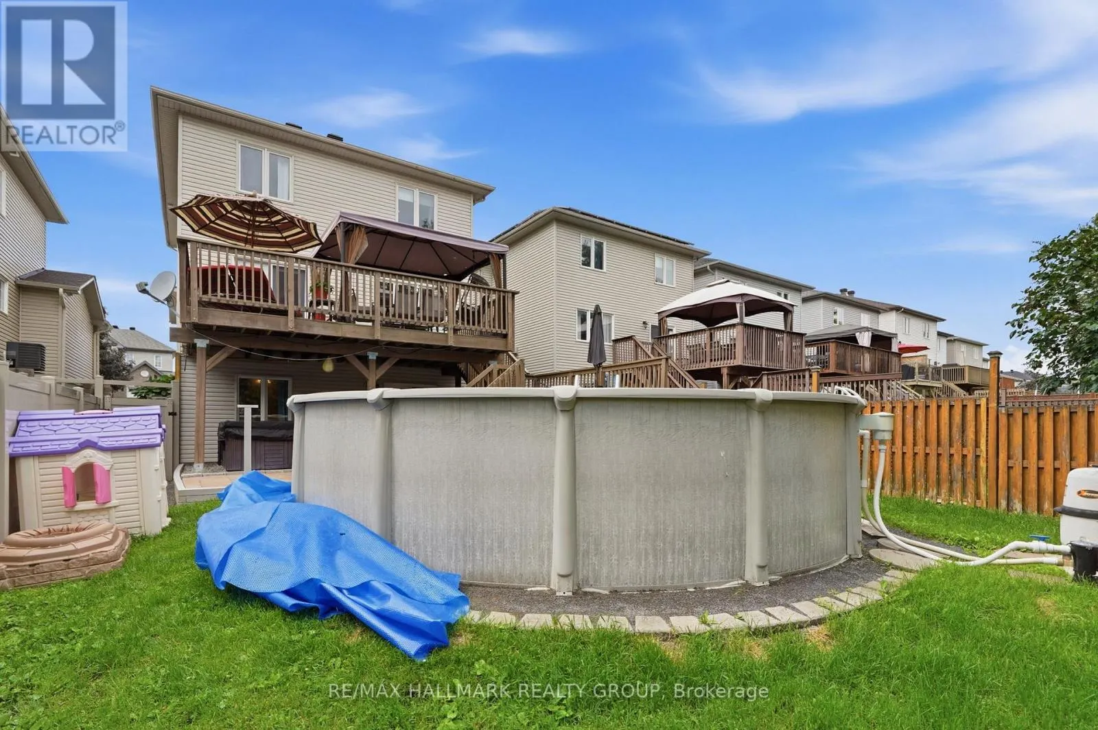 2122 PATRICIA STREET