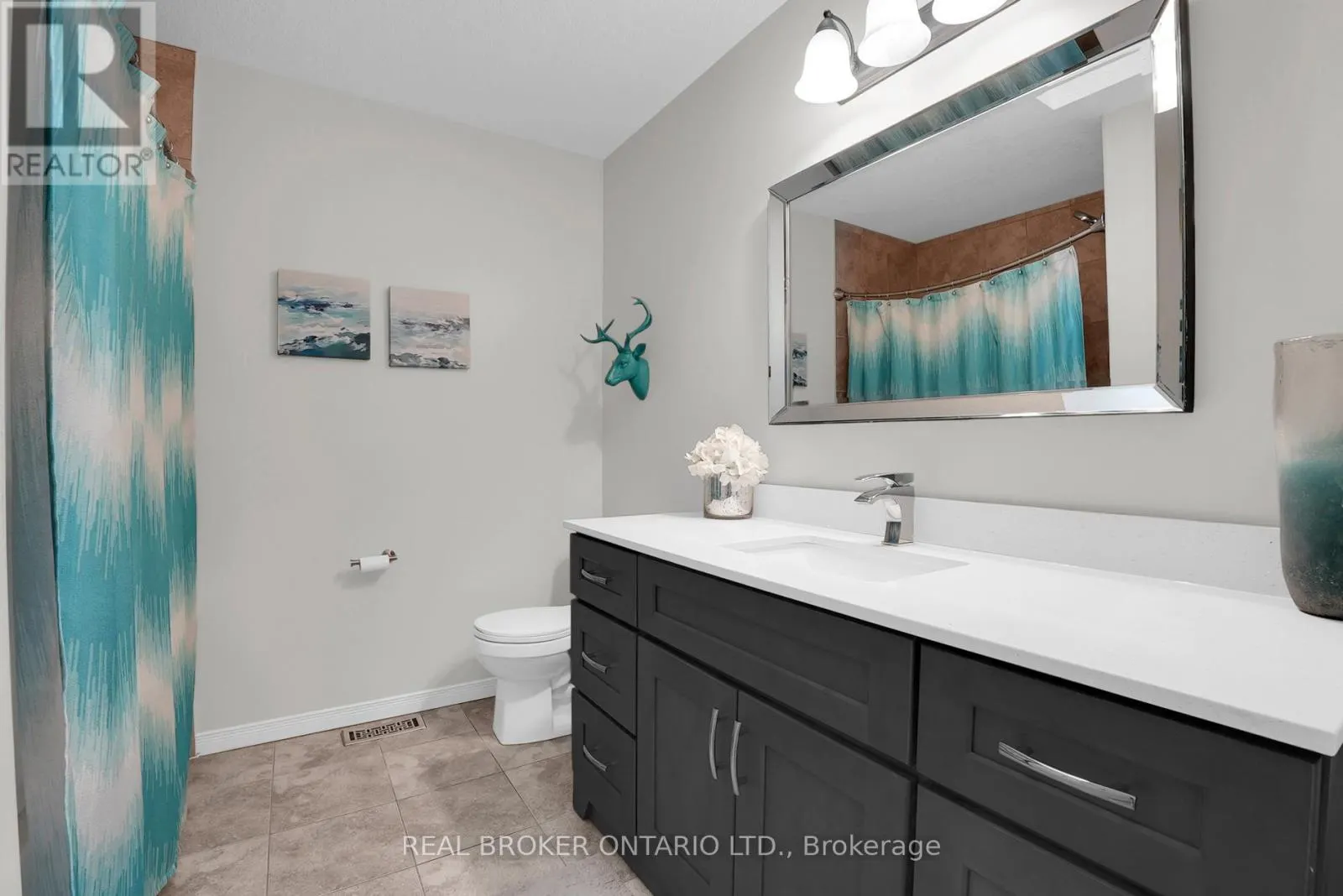 66 - 31 TOWNSEND DRIVE