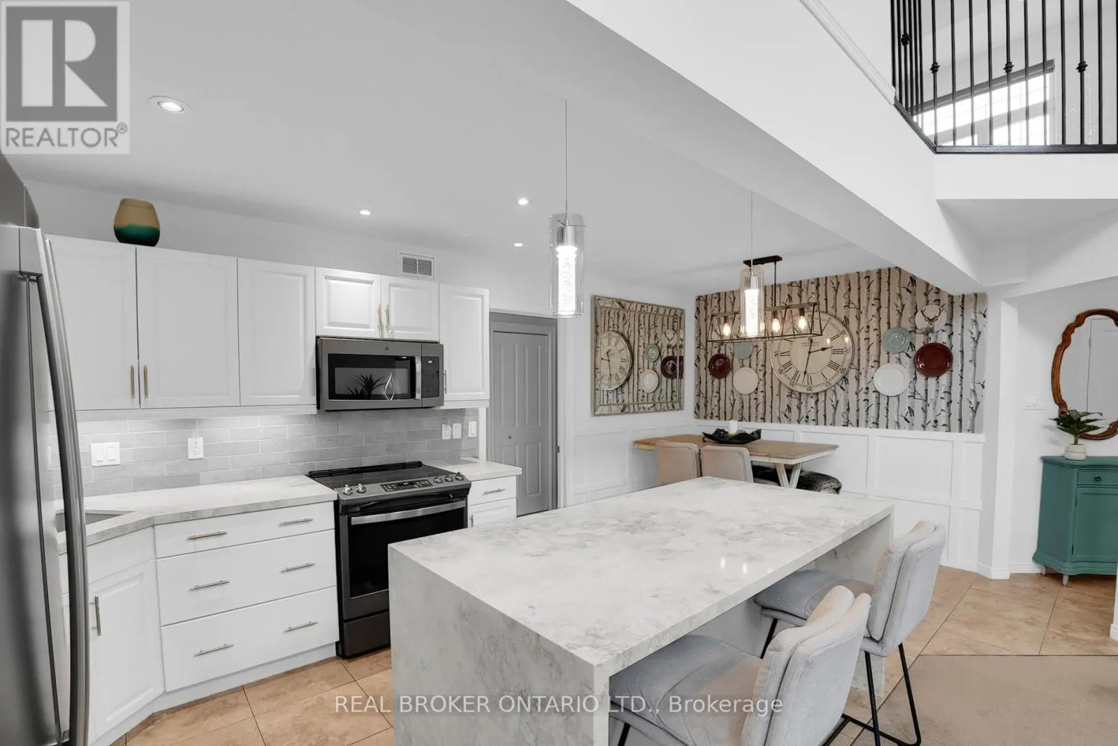 66 - 31 TOWNSEND DRIVE