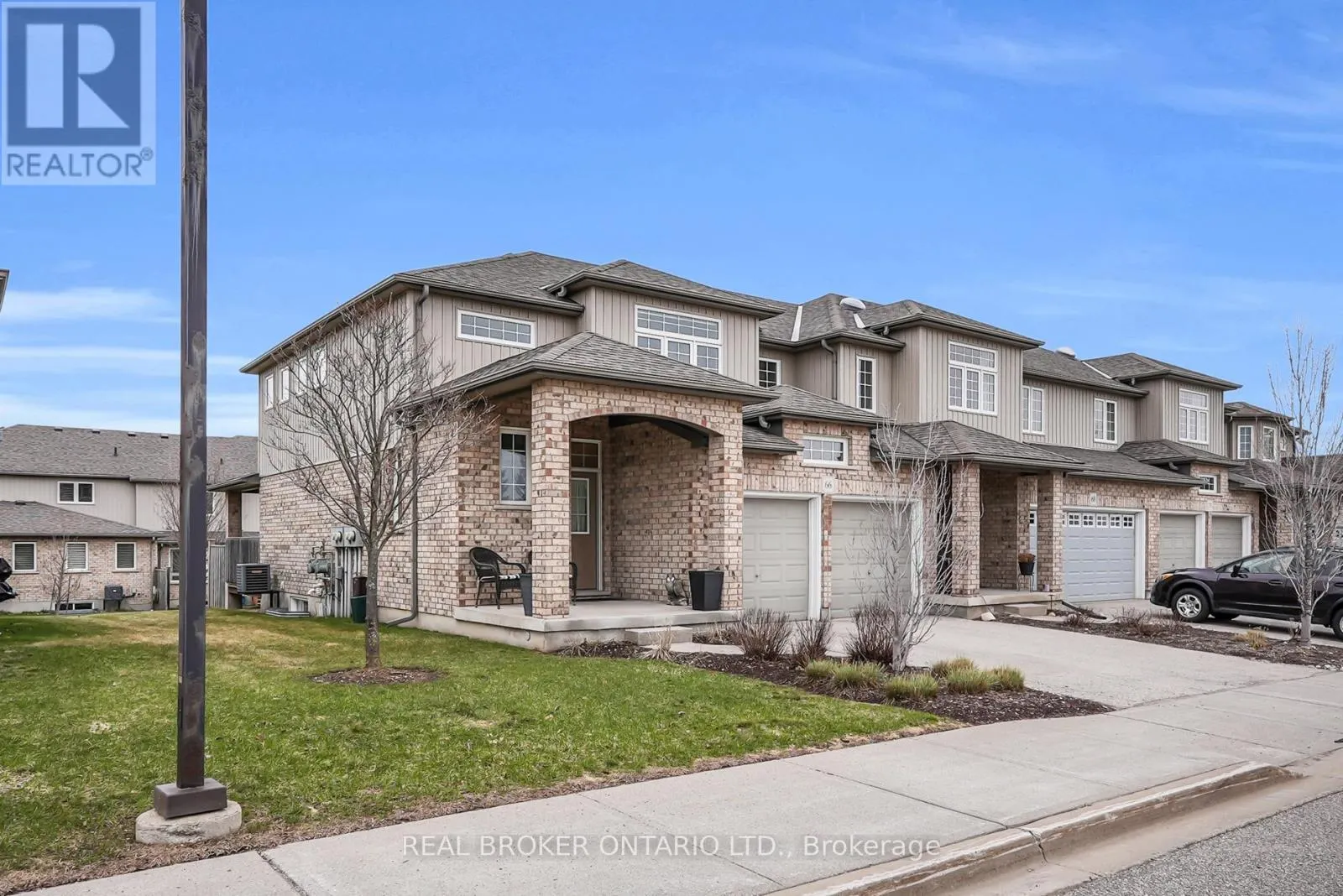 66 - 31 TOWNSEND DRIVE